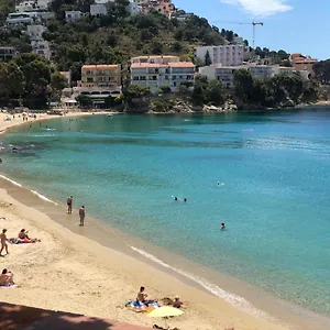Pere Rahola - En La Playa De Canyelles Con Vistas Esplendidas - Terraza - Wifi Apartamento